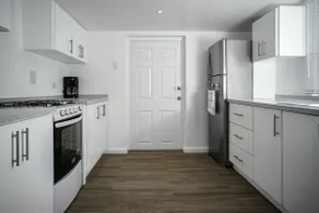 Modern apartment near beach, shops & Oistins. - Image 5