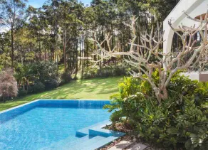 Colenso Luxury Home, Perfect for Friends & Family - Image 5