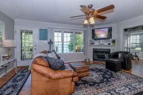 5 BR, 3.5 Bath, Waterfront, Game Rm, PETS WELCOME! - Image 5