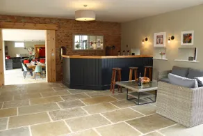 The Granary, near York with Hot Tub - Image 5