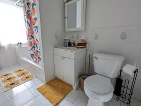 Beautiful two bedroom apartment - Image 5
