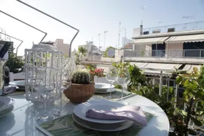 Live in Athens, THISEIO Residency, Our first love #01 - Image 4