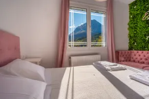 Remvi GUEST HOUSE - Image 3