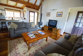 Manzanilla Ridge - One Bedroom Spa Cottage - Image 3