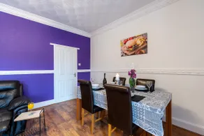 The Miracle Spacious 2 Bedroom 3 Beds Central Hull - Image 5