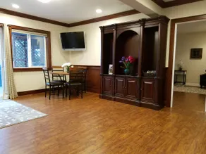 Spacious Suite w/ Private Sauna and AC in City - Image 4