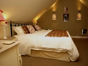 Plum Tree Cottage - Image 3