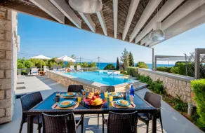 Villa CostaMare - enjoy lazy days on the private Pool-Jacuzzi - Image 4