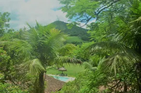 Casa de Campo with a balcony, wooded and spacious - Image 4