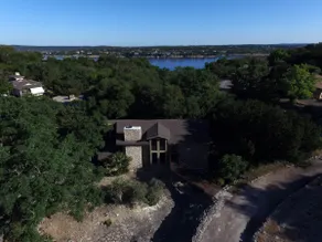 Treehouse for year-round getaway! - Image 2
