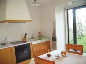 Home Apartment - Image 2