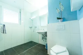 Sky Apartment 9 - Image 5