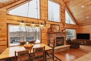 Retreat to The Woods- 10 miles from downtown - Image 4