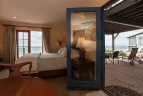 Forty feet from Pacific Ocean - Image 5