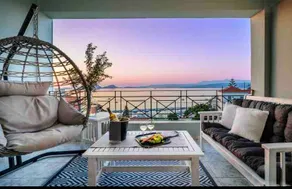 Zoe’s sea view - Image 4