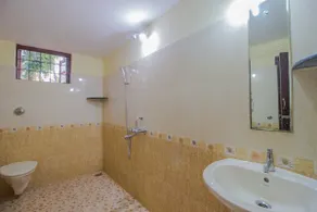 Belleville Guesthouse - Image 4