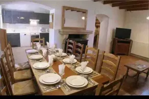 Les Roseries Boutique Cottage - Image 3