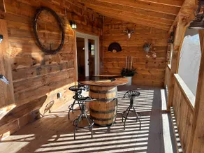 Cozy Ridge Retreat - Image 3