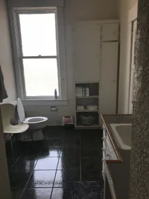 Historic Downtown/PrivateUpstairs Apartment w/WiFi - Image 5