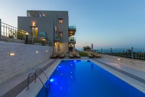 Vigla Suites - Image 5