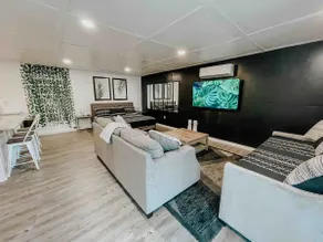 Premier Palm! Luxurious Rainfall & Outdoor Shower! - Image 4