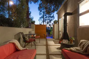 Paradiso RETREATwith private PATIO/VIEWS - Image 2