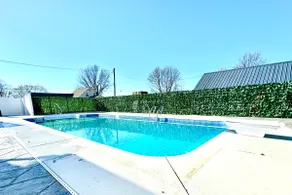 Coca House with stunning salts water pool - Image 2
