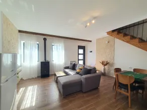 Stone Haven Mountain Retreat - Image 2