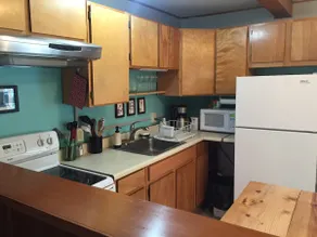 Charming downtown Juneau apartment - Image 5