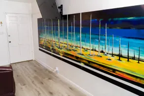 ♥SUBMERSIVE ART KING BED WIFI SANITIZED DOWNTOWN♣ - Image 5