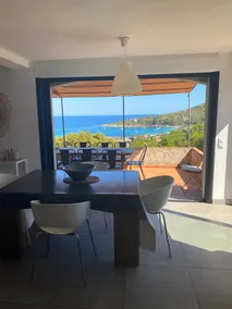 Paradise-view villa in Baie Favone - Image 4