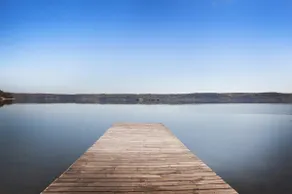 Dreamy House w Private Dock by Sea - Image 4