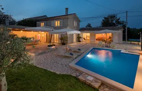 “La Nostra Casa“ holiday home in Karnevali - Image 2