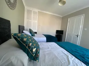 By Buildersbeds - Hill House 3 Bedrooms - Image 4