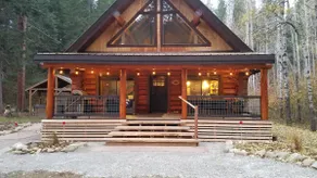Grinning Bear Cabin - Image 2