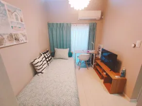 Rainbow's Apartment 3, apartment with single bed and futon - Image 2