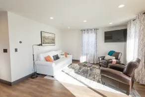 The Loft on Birch, Downtown Walla Walla, sleek modern industrial Condo - Image 2