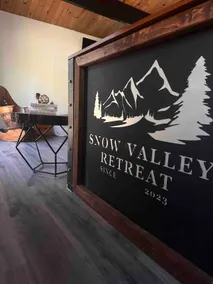 Snow Valley Retreat | With Hot Tub, BBQ, & Skiing - Image 2