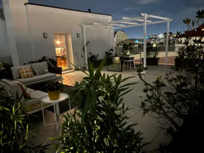 Tommaso's Terrace - Central with Mole View - Image 5