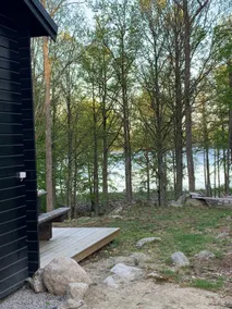 Cabin near lake with swimming & fishing opportunities by boat - Image 2