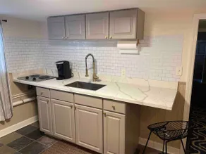 1-bedroom BoHo Bungalow Apt -> Good Vibes Only! - Image 4