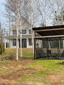 Waterfront Cottage - Spring, Summer & Fall 2025! - Image 4