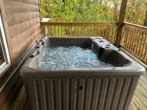 Views, hot tub, private, wifi, pet friendly - Image 3