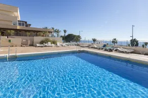 First line sea view WiFi, Pool, Parking - Image 4