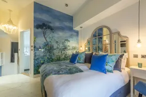 No33 THORNHAM BOUTIQUE COTTAGES - Image 3