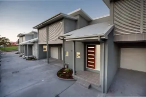 Two Bedroom Executive Apartment near Newcastle! - Image 2