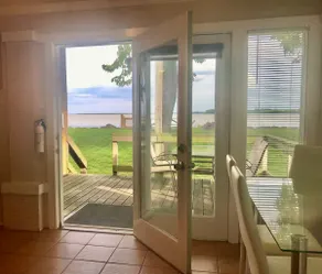 ”Lookout Landing” Scenic Lakefront Ground Level! - Image 3