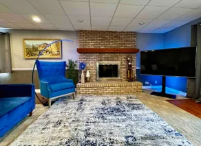 Basement Suite - Image 4