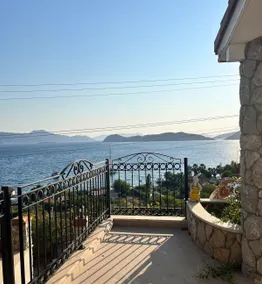 Summer Villa with Large Veranda and Sea View - Image 5
