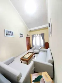 Guesthouse Hannia Cirebon - Image 2